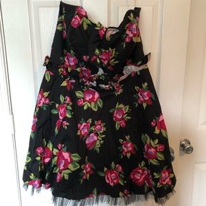 Torrid strapless floral dress